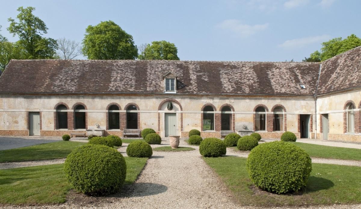 Ecuries du domaine de Courson